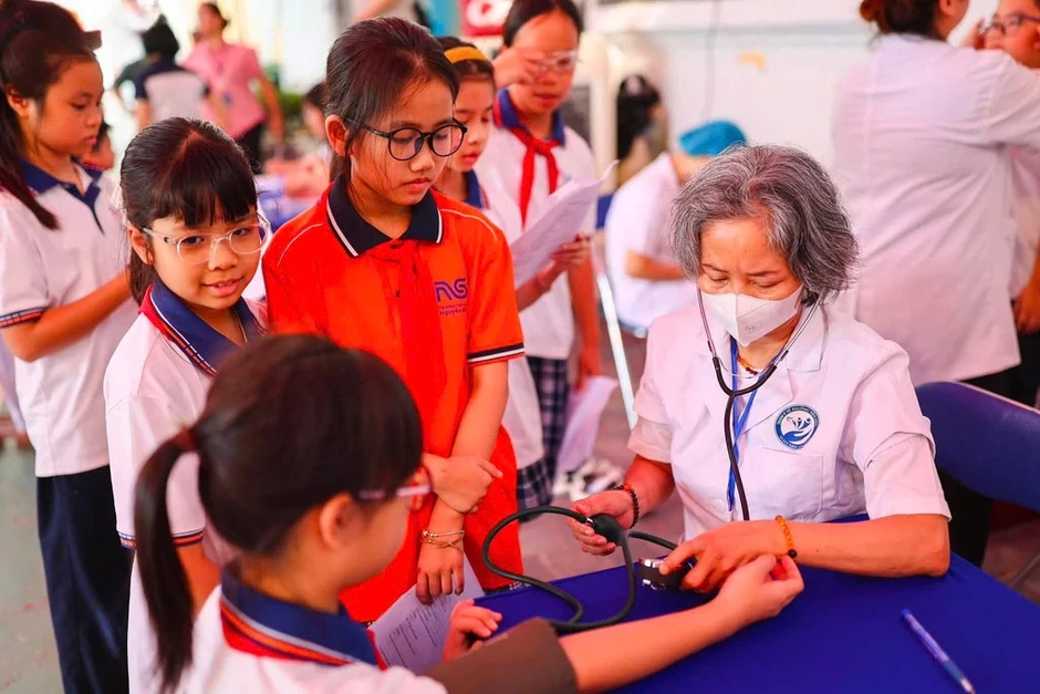 Hơn 2,2 triệu học sinh Hà Nội khám sức khỏe miễn phí Hơn 2,2 triệu học sinh Hà Nội khám sức khỏe miễn phí