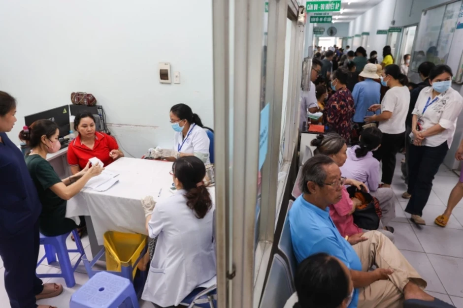 Hơn 2,3 triệu người TP HCM đã được lập hồ sơ sức khỏe điện tử Hơn 2,3 triệu người TP HCM đã được lập hồ sơ sức khỏe điện tử
