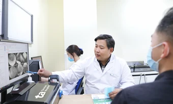 Hơn 30 năm nói đớt do dính thắng lưỡi - Báo TinVina