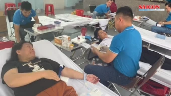 Hơn 300 người tham gia hiến máu tại phường Tam Long