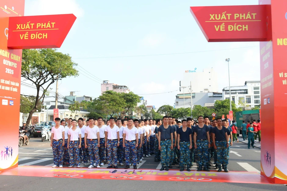 Hơn 38.000 người tham gia ngày chạy vì sức khỏe toàn dân tại Đà Nẵng Hơn 38.000 người tham gia ngày chạy vì sức khỏe toàn dân tại Đà Nẵng