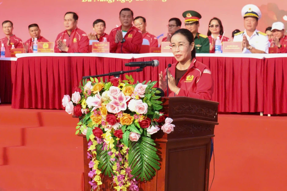 Hơn 38.000 người tham gia ngày chạy vì sức khỏe toàn dân tại Đà Nẵng Hơn 38.000 người tham gia ngày chạy vì sức khỏe toàn dân tại Đà Nẵng