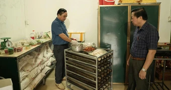 Hơn 40 người nhập viện sau khi ăn bánh mì: Phát hiện vi khuẩn gây ngộ độc