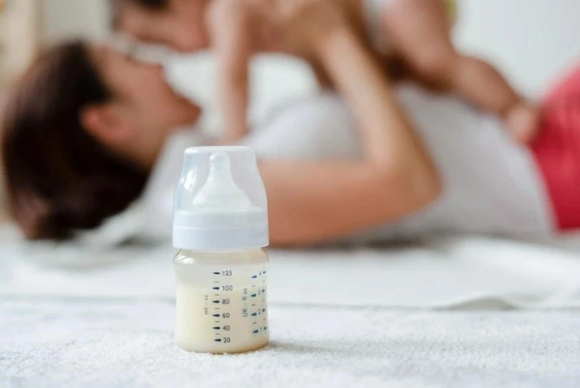 Hơn một nửa sữa công thức kiểm nghiệm tại Mỹ chứa thạch tín và chì Hơn một nửa sữa công thức kiểm nghiệm tại Mỹ chứa thạch tín và chì