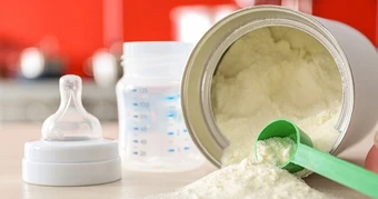 Hơn một nửa sữa công thức kiểm nghiệm tại Mỹ chứa thạch tín và chì