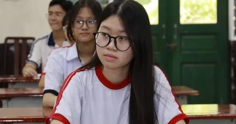 Hơn nửa số học sinh TPHCM mắc tật khúc xạ