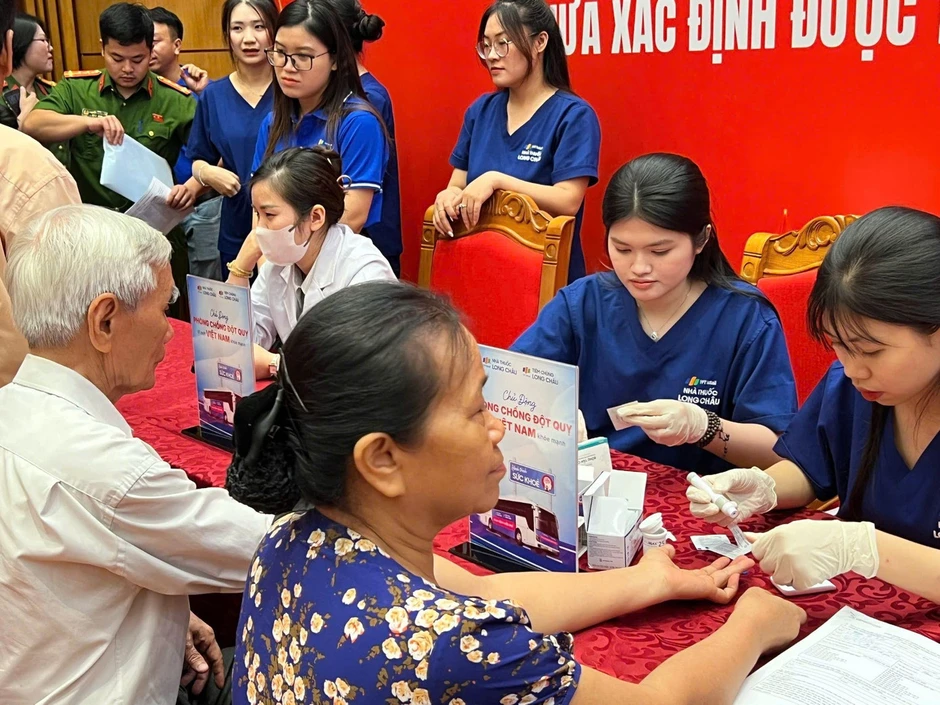 Hơn nửa thế kỷ chờ đợi, hy vọng được thắp lên từ những mẫu ADN Hơn nửa thế kỷ chờ đợi, hy vọng được thắp lên từ những mẫu ADN