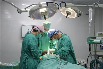 Huế: Phẫu thuật miễn phí cho trẻ bị dị tật hở môi, vòm miệng hoàn cảnh khó khăn