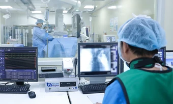 Huyết khối gây tắc động mạch phổi người phụ nữ - Báo TinVina