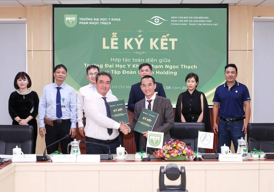 Hy An Holding ký kết hợp tác toàn diện với Trường Đại học Y khoa Phạm Ngọc Thạch Hy An Holding ký kết hợp tác toàn diện với Trường Đại học Y khoa Phạm Ngọc Thạch