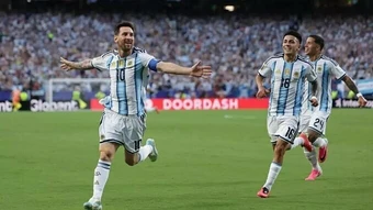 Kẹo cao su - 'vũ khí' bí mật của dàn siêu sao World Cup 2026 - Báo TinVina