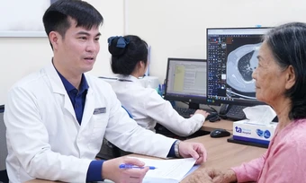 Kết hợp thuốc đích, miễn dịch chữa ung thư gan kháng trị - Báo TinVina
