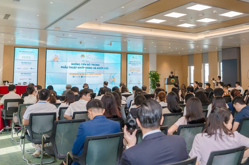 Kết nối tri thức, cập nhật những tiến bộ trong phẫu thuật khớp Kết nối tri thức, cập nhật những tiến bộ trong phẫu thuật khớp