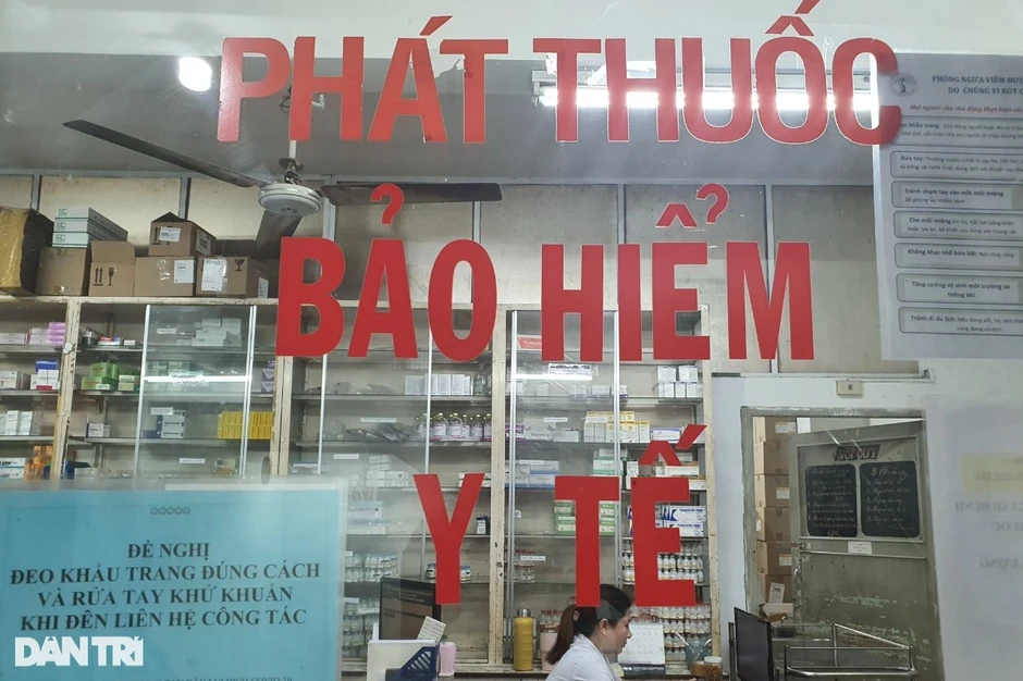 Khám chỉ 5 phút nhưng chờ hàng giờ để lấy thuốc và chuyện ý nghĩa ngày 27/2 Khám chỉ 5 phút nhưng chờ hàng giờ để lấy thuốc và chuyện ý nghĩa ngày 27/2