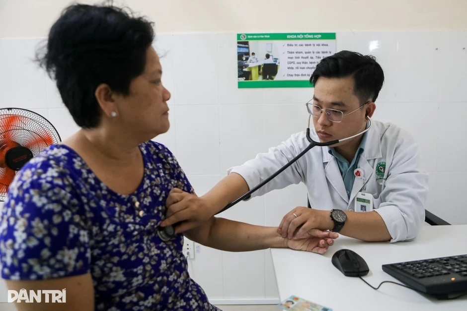 Khám sức khỏe miễn phí mỗi năm một lần: Bộ Y tế ban hành hướng dẫn mới Khám sức khỏe miễn phí mỗi năm một lần: Bộ Y tế ban hành hướng dẫn mới