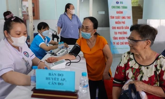 Khám sức khỏe miễn phí ở TP HCM, 64% trường hợp có bất thường