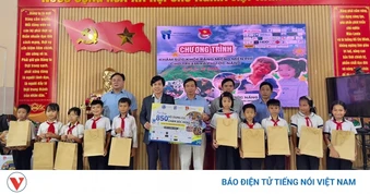 Khám sức khỏe răng miệng miễn phí cho học sinh tại xã miền núi Đà Nẵng