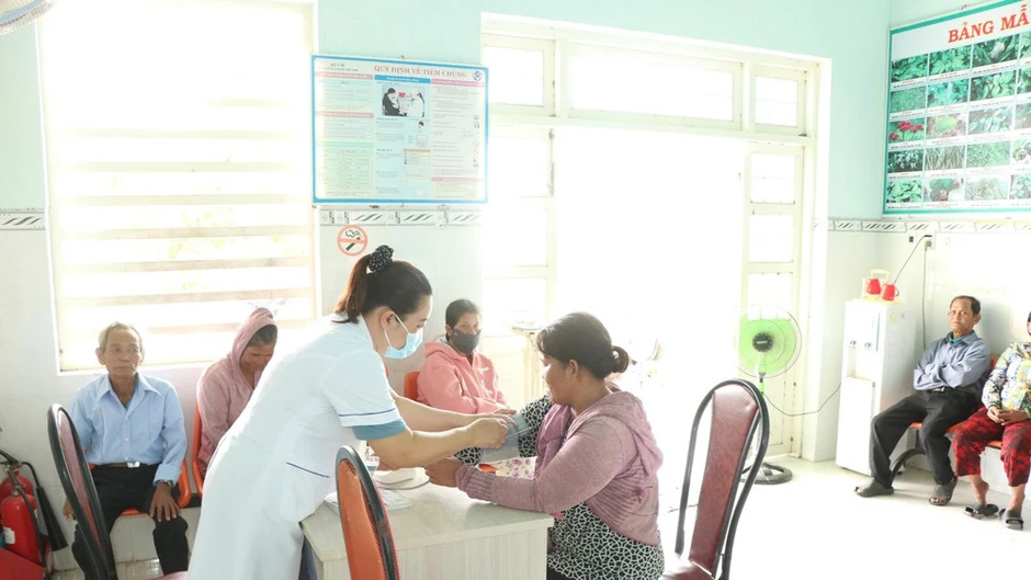 Khánh Hòa nâng chất lượng chăm sóc sức khỏe cho đồng bào dân tộc thiểu số Khánh Hòa nâng chất lượng chăm sóc sức khỏe cho đồng bào dân tộc thiểu số