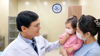 Khi nào cần cắt thắng lưỡi cho trẻ? - Báo TinVina