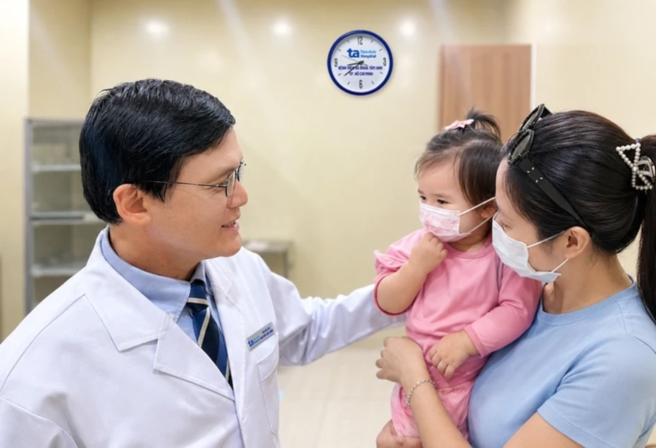 Khi nào cần cắt thắng lưỡi cho trẻ? - Báo TinVina Khi nào cần cắt thắng lưỡi cho trẻ? - Báo TinVina