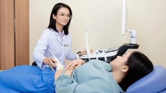 Khi nào cần mổ u xơ tử cung trước chuyển phôi thụ tinh ống nghiệm? - Báo TinVina