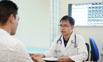 Khó thở khi nằm cảnh báo bệnh gì? - Báo TinVina