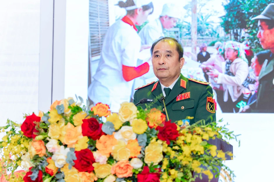 Khoa Dược Bệnh viện Trung ương Quân đội 108: Hành trình 75 năm phụng sự Khoa Dược Bệnh viện Trung ương Quân đội 108: Hành trình 75 năm phụng sự
