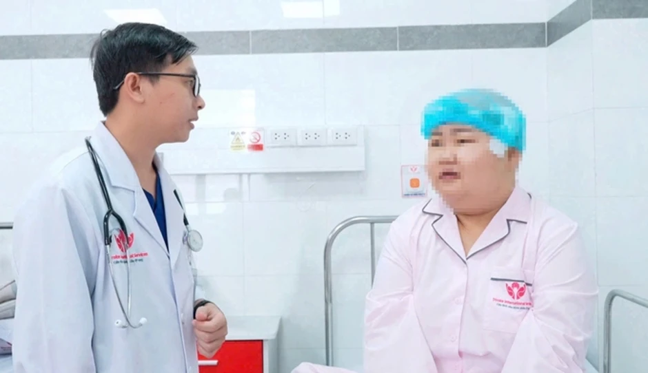 Khối u não khổng lồ chiếm gần 1/4 hộp sọ cô gái Khối u não khổng lồ chiếm gần 1/4 hộp sọ cô gái