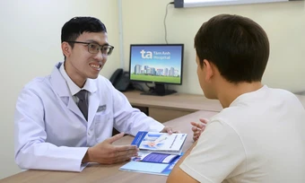 Khớp gối nhân tạo có dùng vĩnh viễn không? - Báo TinVina