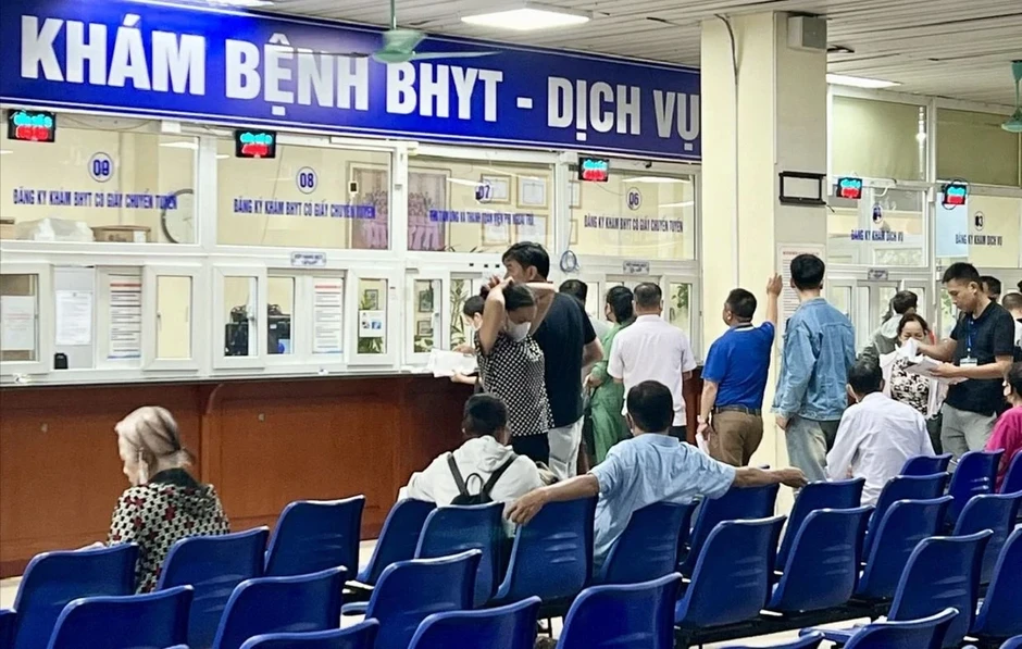 Kiến nghị bỏ giấy chuyển viện tuyến tỉnh, cấp cứu không cần tiền tạm ứng