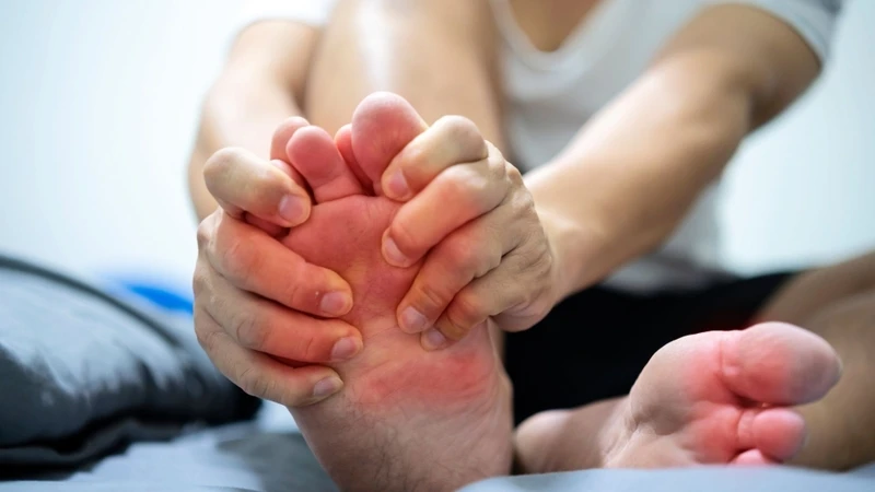 Kiêng đủ thứ vẫn tái phát gout: 5 sai lầm nhiều người mắc phải Kiêng đủ thứ vẫn tái phát gout: 5 sai lầm nhiều người mắc phải