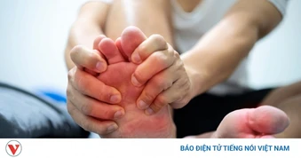 Kiêng đủ thứ vẫn tái phát gout: 5 sai lầm nhiều người mắc phải