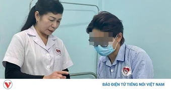 Kiệt sức tuổi 30: Đêm uống thuốc ngủ, ngày gồng mình vì KPI