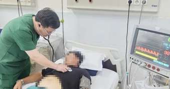 Kịp thời cấp cứu ngư dân bị bệnh trên biển