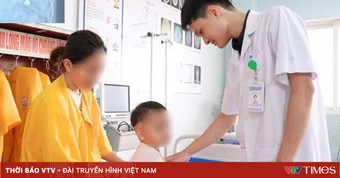 Kịp thời lấy đinh vít ra khỏi dạ dày trẻ
