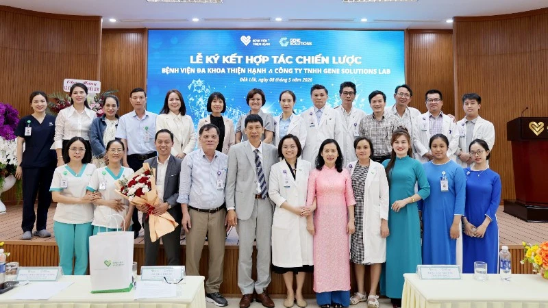 Ký kết hợp tác chiến lược nâng cao chất lượng chăm sóc sức khỏe nhân dân khu vực Tây Nguyên Ký kết hợp tác chiến lược nâng cao chất lượng chăm sóc sức khỏe nhân dân khu vực Tây Nguyên