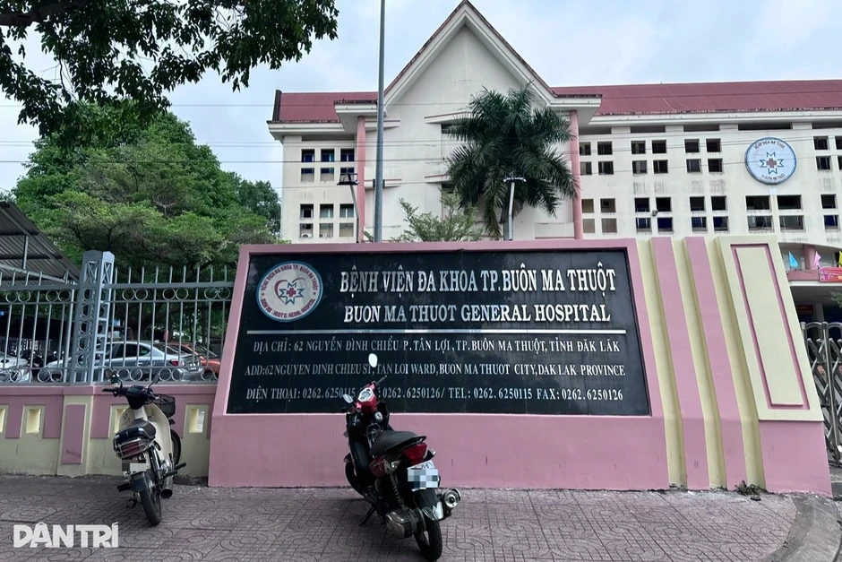 Kỷ luật cảnh cáo nữ bác sĩ bị tố "vòi" 2 triệu đồng từ người nhà sản phụ Kỷ luật cảnh cáo nữ bác sĩ bị tố "vòi" 2 triệu đồng từ người nhà sản phụ