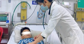 Kỳ tích hồi sinh bé trai ngừng tim kéo dài 60 phút tại Bệnh viện Nhi Đồng 2 TPHCM