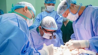 Làm chủ kỹ thuật phẫu thuật động kinh theo chuẩn quốc tế, cứu bé gái khỏi 4 năm co giật