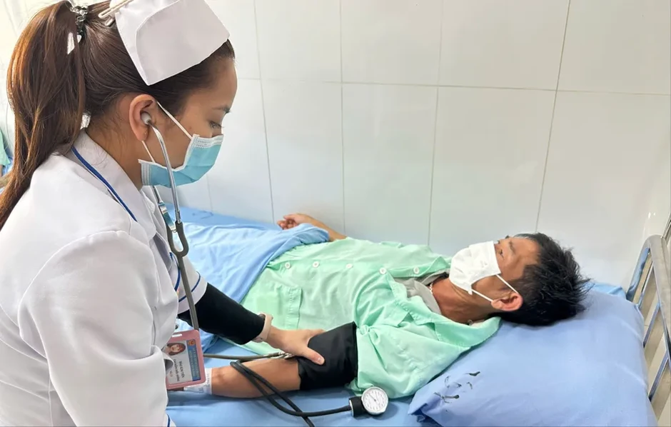 Lâm Đồng: 84 người nghi ngộ độc sau khi ăn bánh mì Lâm Đồng: 84 người nghi ngộ độc sau khi ăn bánh mì