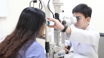 Làm thế nào nhìn rõ khi cận thị mà không phẫu thuật? - Báo TinVina