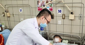 Làm việc dưới trời 40 độ, nam thanh niên bị suy thận cấp vì không uống nước