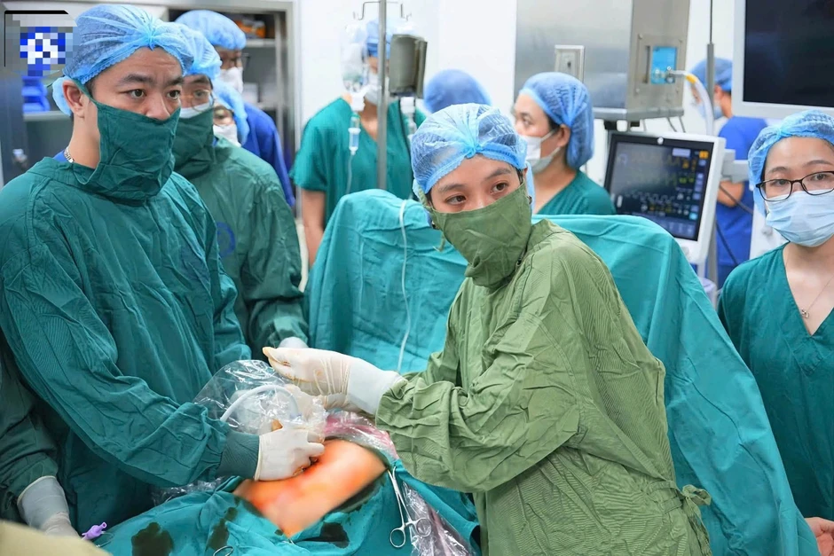 Lần đầu tiên tại Việt Nam can thiệp FETO cứu thai nhi mắc thoát vị hoành Lần đầu tiên tại Việt Nam can thiệp FETO cứu thai nhi mắc thoát vị hoành