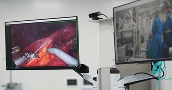 Lần đầu tiên tại Việt Nam - Vinmec phẫu thuật xuyên Việt hai chiều bằng robot cách xa 1.700 km