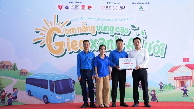 Lan tỏa tinh thần tình nguyện vì sức khỏe cộng đồng ở vùng cao A Lưới