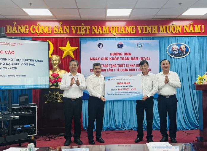 Lãnh đạo TPHCM dự lễ hưởng ứng Ngày Sức khỏe toàn dân tại Đặc khu Côn Đảo