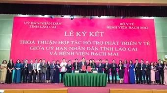 Lào Cai ký kết hợp tác y tế toàn diện với Bệnh viện Bạch Mai