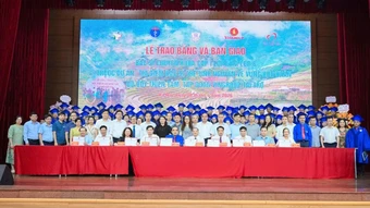 Lào Cai tiếp tục thí điểm đưa bác sĩ trẻ tình nguyện về vùng khó khăn