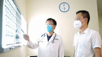 Lao màng phổi gây biến chứng gì? - Báo TinVina