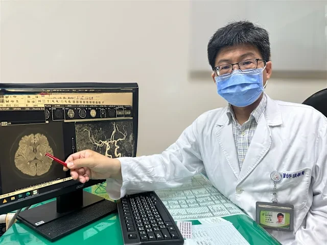 Lập trình viên 40 tuổi bị phình động mạch do làm việc nhiều giờ, bác sĩ cảnh báo: Đừng bỏ qua dấu hiệu cảnh báo này từ cơ thể Lập trình viên 40 tuổi bị phình động mạch do làm việc nhiều giờ, bác sĩ cảnh báo: Đừng bỏ qua dấu hiệu cảnh báo này từ cơ thể